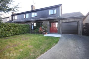 65 Sandy Grove, Blackrock, Co. Louth