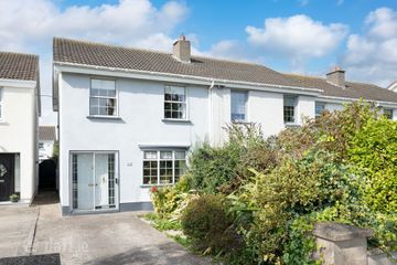 12 Meadowbrook Lawn, Dublin 13, Baldoyle, Dublin 13, D13W3W7 — photo 2