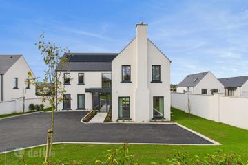 Stronveele, Glenville Road, Wexford Town, Co. Wexford — photo 2