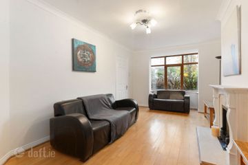 10 Glenbourne View, Leopardstown Valley, Leopardstown, Dublin 18, D18V8X4 — photo 3