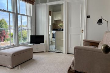 Waterloo Road, Ballsbridge, Dublin 4, Ballsbridge, Dublin 4 — photo 3