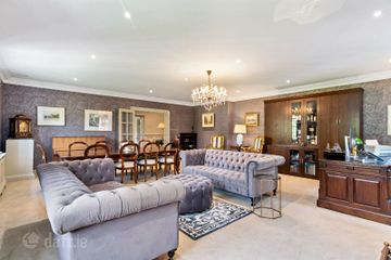 Apartment 26, Hollybrook, Foxrock, Dublin 18, D18AC65 — photo 3