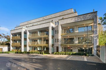 Residence 22, Woodlands Grove, Blackrock, Co. Dublin, A94X32X — photo 2