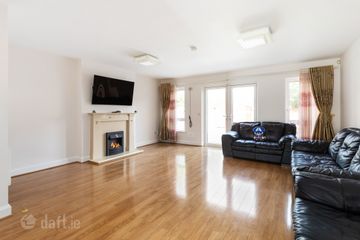 51 Cedar Grove, Ridgewood, Swords, Co. Dublin, K67 P9K4 — photo 3