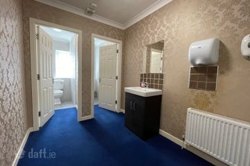 DNG Kelly, Hipwell House, Church Street, Portlaoise, Co. Laois — photo 2