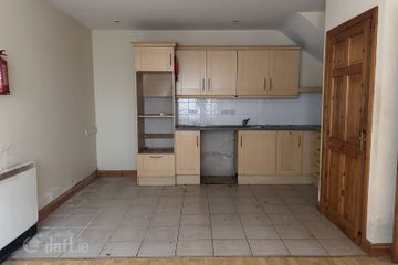 6 Chapel Court, Chapel Lane, Tuam, Co. Galway, H54PP70 — photo 2
