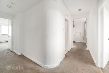 101 Ardoyne House, Pembroke Park, Dublin 4, D04PX40 — photo 3