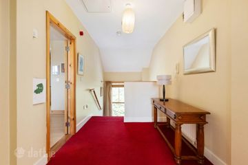 10 Woodbrook Court, Castleknock, Dublin 15, Co. Dublin, D15AY27 — photo 2
