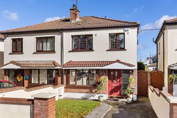 43 Mount Eagle Drive, Leopardstown, Dublin 18, D18 W2C5