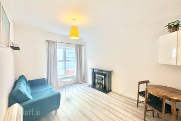 Apartment 90, King's Court, Parnell Street, Dublin 1, D01E802 — photo 2