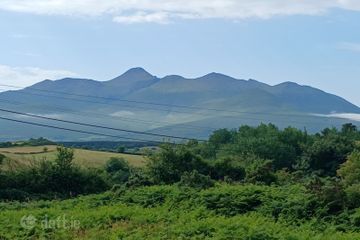 Reeks View Lodge, Ownagarry, Killorglin, Co. Kerry, V93R2K8 — photo 3