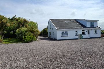 Ballyhearny Cottage, Ballyhearny Lower, Valentia Island, Co. Kerry, V23D893 — photo 2