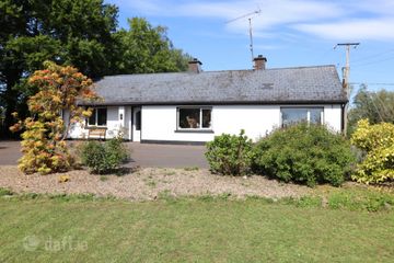 152 Clones Road, Carrigans, Newtownbutler, Co. Fermanagh — photo 2
