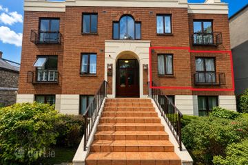 Apartment 8, Highfield Court, Rathgar, Dublin 6, D06XV65 — photo 2