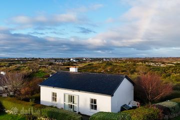 Demesne, Keeraunbeg, Carraroe, Co Galway, H91XY8R — photo 3
