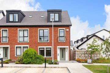5 Suttonfield Paddocks, Kilternan, Carrickmines, Dublin 18, D18YW7Y