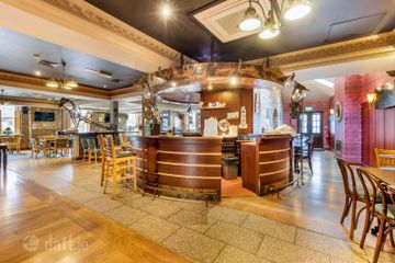 Caffrey'S, The Square, Oldcastle, Oldcastle, Co. Meath, A82P227 — photo 3