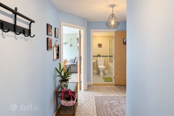 Apartment 105, Block A, The Park, Clon Brugh, Stepaside, Dublin 18, D18DX02 — photo 2