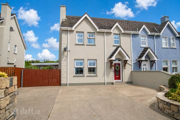 15 Elm Park, Ballymagan, Buncrana, Co. Donegal, F93HF80 — photo 2