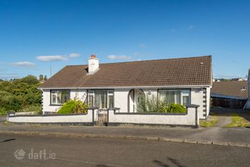 30 Riverview, Gransha Road, Buncrana, Buncrana, Co. Donegal, F93R2DF — photo 2