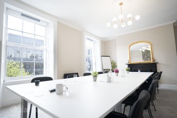 105 Lower Baggot Street, flexible offices to let 