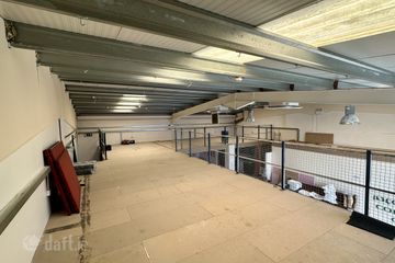 First floor Mezzanine 1,100sq.ft