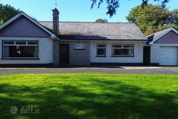 Penny Bridge, Mullinary Street, Carrickmacross, Co. Monaghan, A81YP92