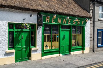 Hennessy`s Gastro Pub, Main Street, Ferbane, Co. Offaly, R42N628 — photo 2