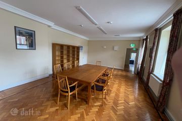 Large Residence off Lansdowne Road, Sandymount, Dublin 4 — photo 3