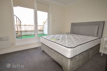 Merrion Grove, Blackrock, Booterstown, Co. Dublin — photo 3