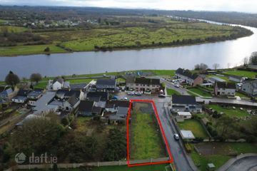 Main Street, O Briensbridge, Clare, V94 KHF9, O'Briensbridge, Co. Clare — photo 2