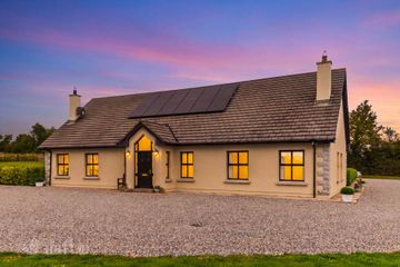 Residence On 11.85 Acres Blackhill, Kill, Co. Kildare, W91R8PP — photo 3