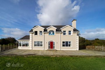 Ard Tri Crann, Three Trees, Quigleys Point, Co. Donegal, F93HK03 — photo 2