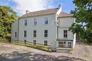 Marino House, Off Wolfe Tone Square, Bantry, Co Cork, P75 HX88