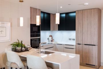 2 Bedroom Penthouse , Shore Club, Beach Road, Dublin 4 — photo 2
