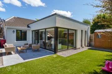 4 Manor Lawn, Thornbury View, Rochestown, Co. Cork, T12XD6C — photo 3