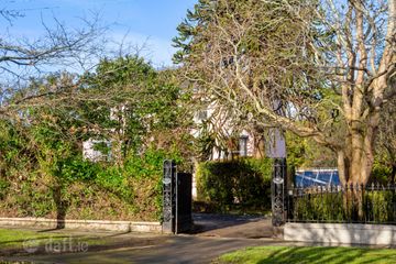 Summerville, 21 Cross Avenue, Blackrock, Co. Dublin, A94 K1V0 — photo 3