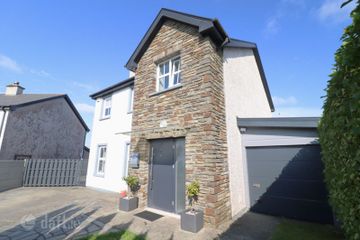 31 Gortnaclohy Heights, Skibbereen, Co. Cork, P81A066 — photo 3