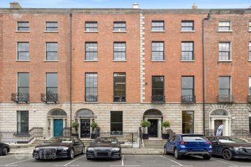 Fitzwilliam Square South, Dublin 2 — photo 3