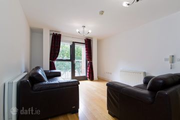 35 Hyde Square, South Circular Road,, Dublin 8, D08 TY00 — photo 2