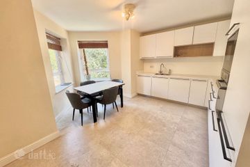 Apartment 4, Woodhaven, Milltown, Dublin 14 — photo 3