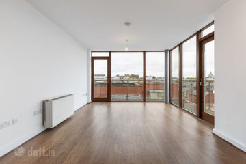Apartment 62, Brabazon Hall, Cork Street, Dublin 8, D08CH28 — photo 3
