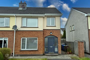 17 Rockvale, Rathbawn, Castlebar, Co. Mayo, F23 YP73