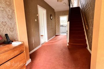 56 Glenard Crescent, Galway, Co. Galway, H91RDC0 — photo 2