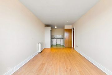 Apartment 32, Block A, Cameron Court, Dublin 8, D08VW97 — photo 3