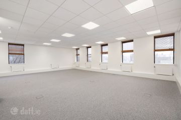 Part 3rd Floor Rear, Newmount House, Lower Mount Street, Dublin 2, Dublin 2, Co. Dublin — photo 2