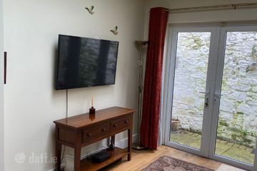9 Eastmoreland Lane, Ballsbridge, Dublin 4 — photo 3