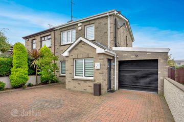 27 Seafield Lawns, Dundalk, Co. Louth, A91 T2Y3