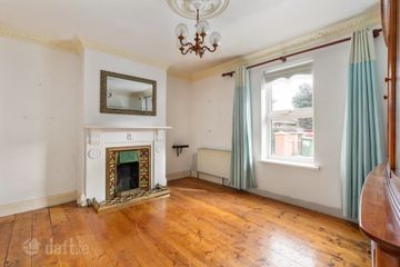 8 Glenard Avenue, North Circular Road, Dublin 7, D07 HC1X — photo 3