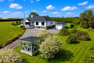 Sea View Lodge, Inch Road, Blackwater, Co. Wexford, Y21RP89 — photo 2